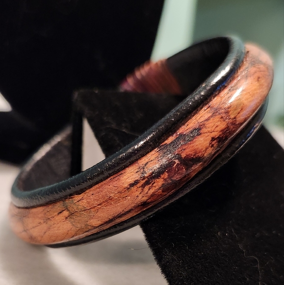 Neclace with bracelet - Picture 2 of 3